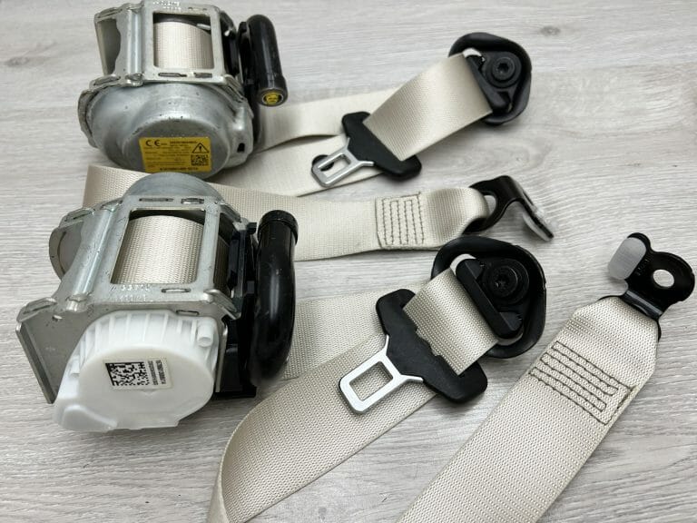 Tylne pasy bezpieczeństwa Mercedes GLE350 GLE450 GLE580 W 167