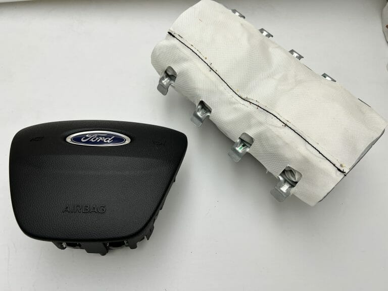 Poduszka kierowcy i pasażera Ford Puma NAPRAWA