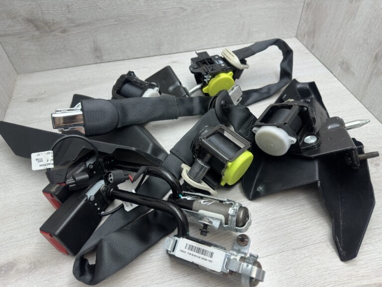 Tylne pompowane pasy bezpieczeństwa Ford Edge komplet Gazgeneratory