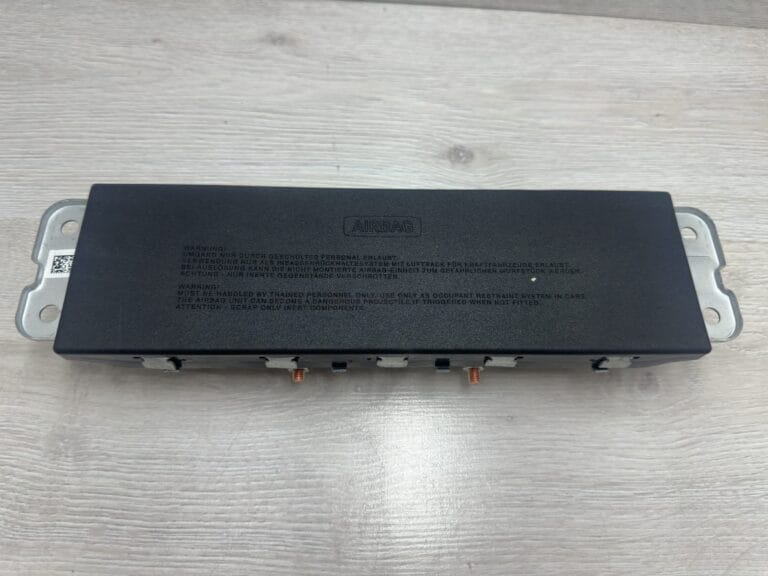 Poduszka kolanowa Mercedes W213