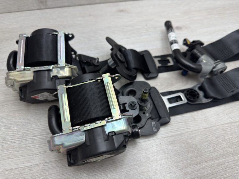 Pasy bezpieczeństwa I rząd Land Rover Discovery 5 L462