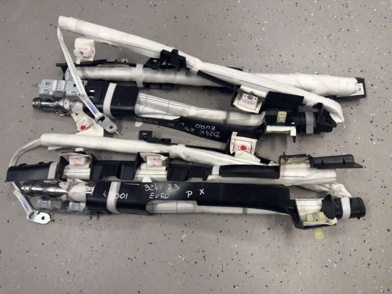 Komplet kurtyn Subaru Solterra NAPRAWA