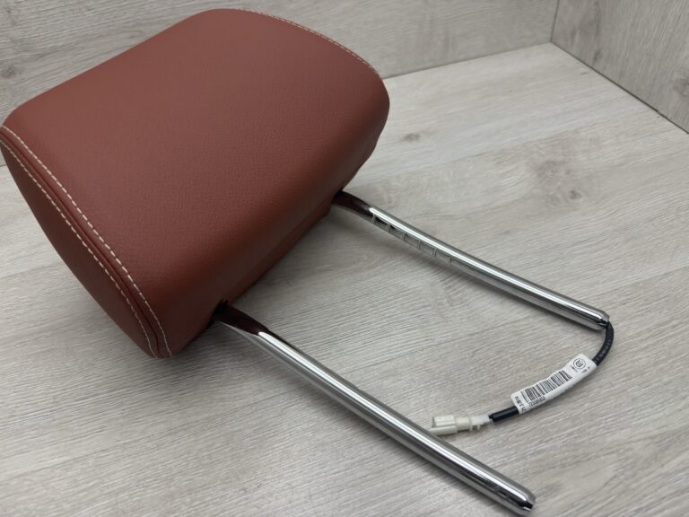 Zagłówek BMW X3 X4 F25 F26